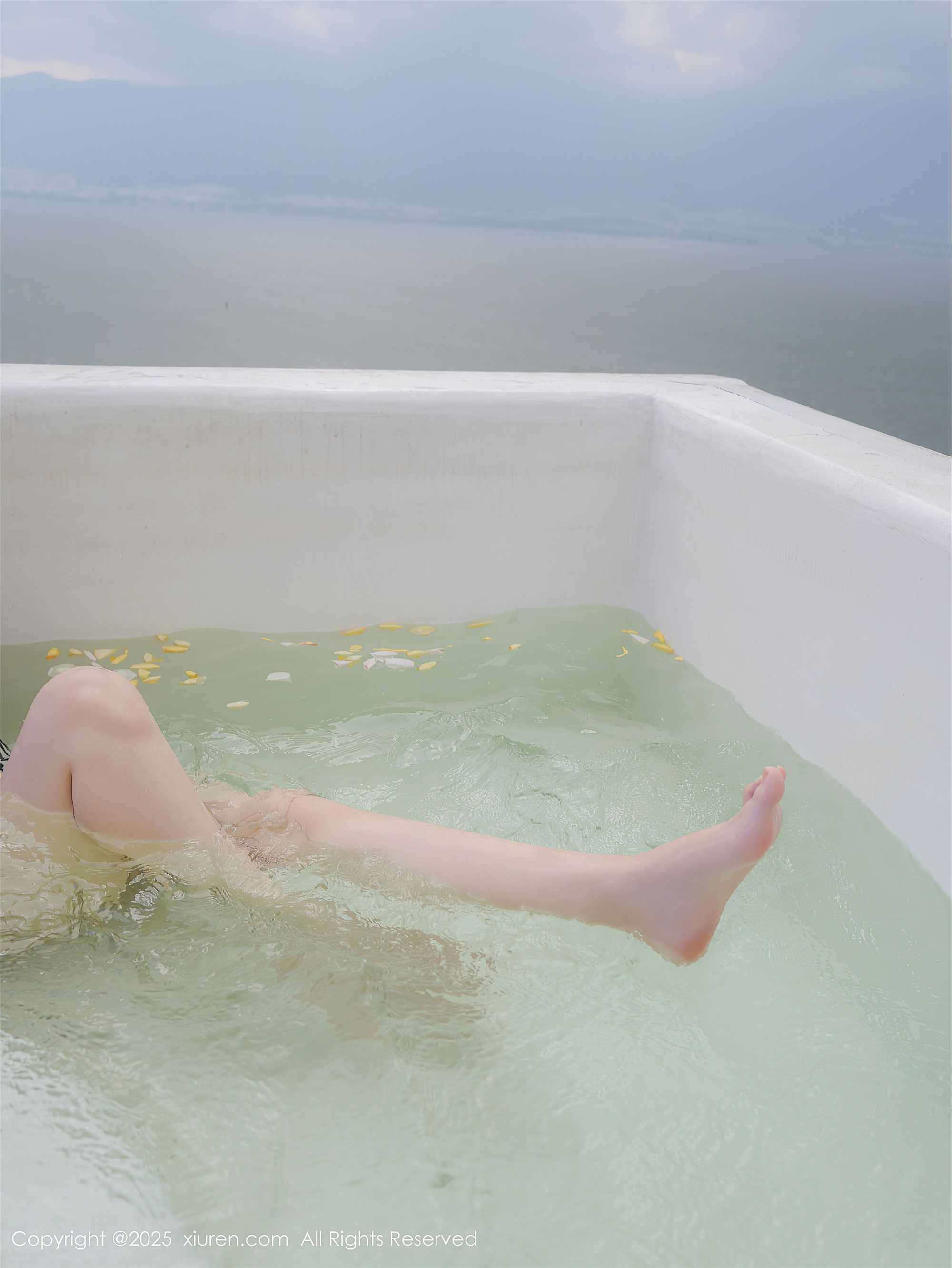 Xiuren秀人网 2025.08.27 NO.10698 白露lulu